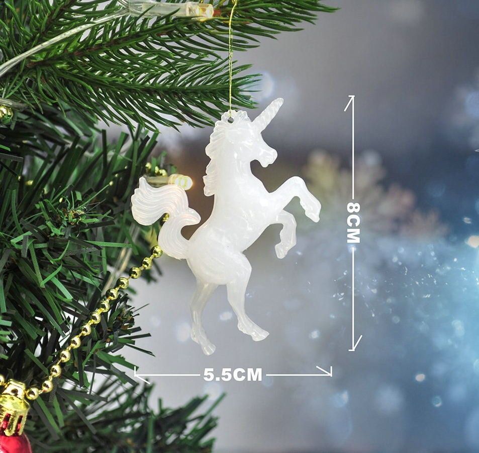 White Unicorn Ornaments (4pcs)